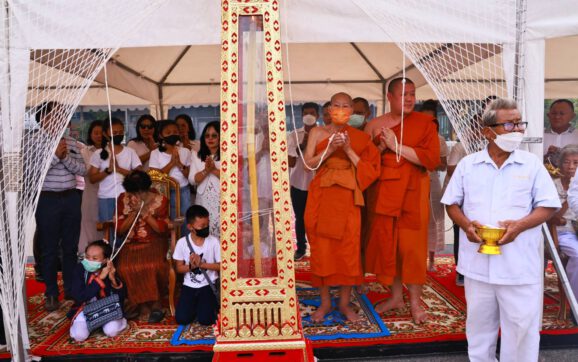 รองอธิบดีอัยการสืบสวน ร่วมเป็นเจ้าภาพเททองหล่อองค์พระพุทธสุวรรณพรรณวิจิตร ประจำวัดละหารไร่ ระยอง